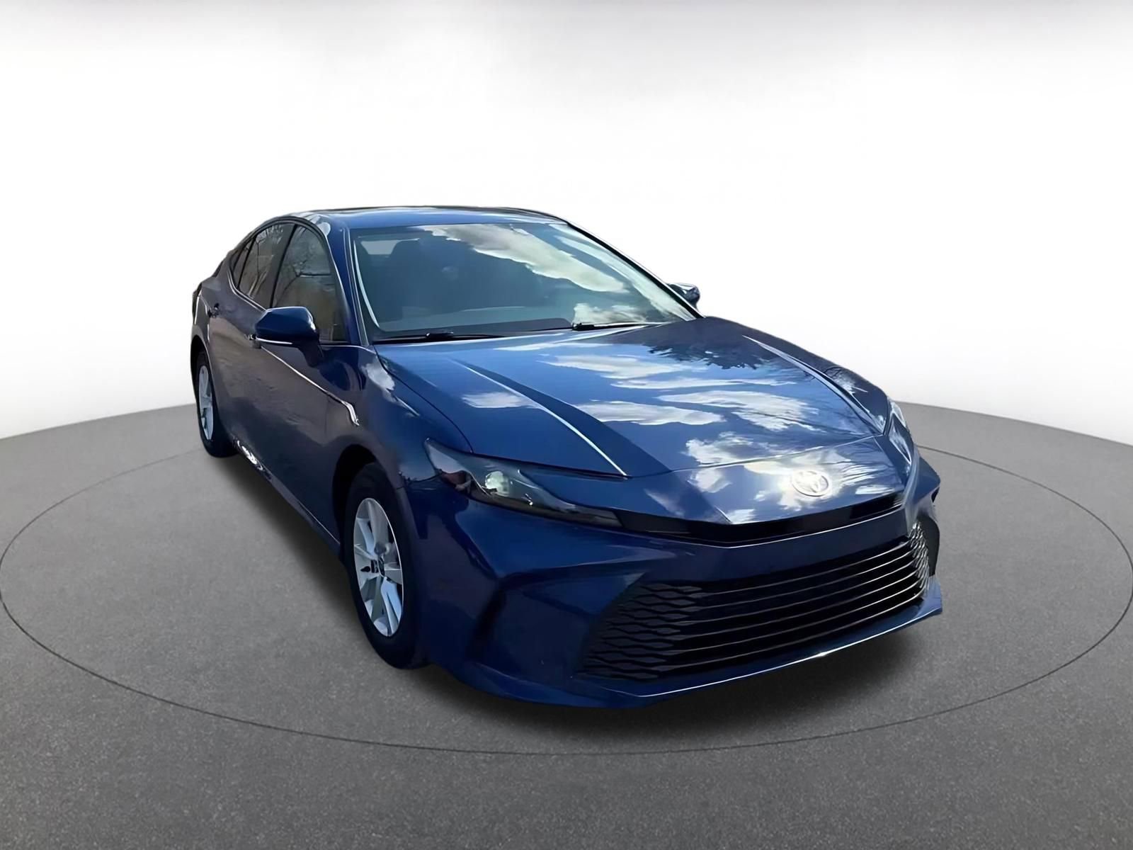 Thumbnail: 2025 Toyota Camry - 3