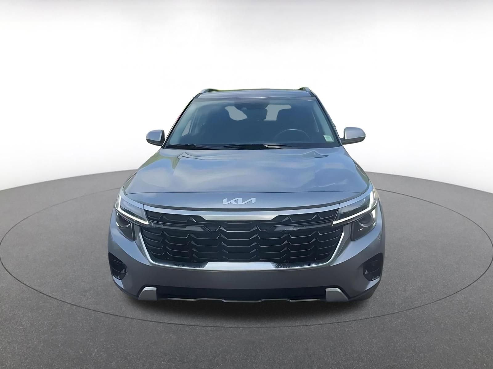 Thumbnail: 2025 Kia Seltos - 4