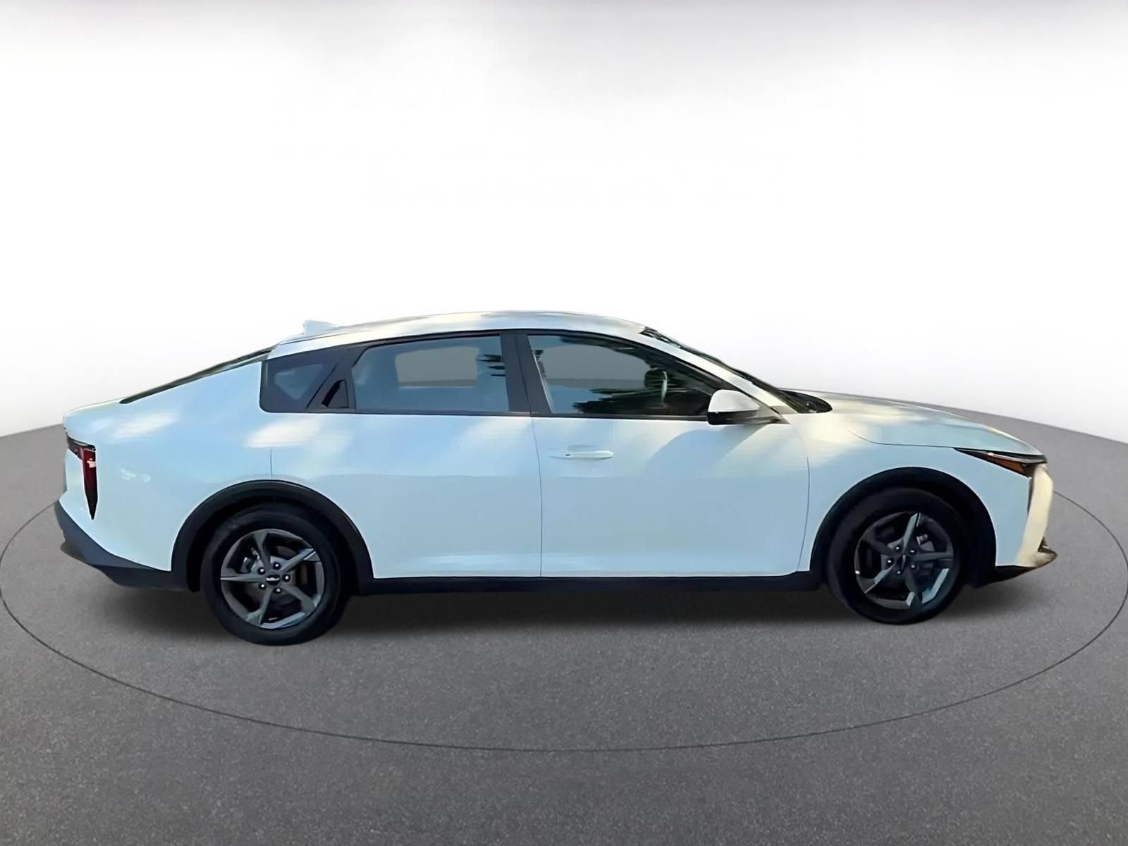 Thumbnail: 2025 Kia K4 - 16