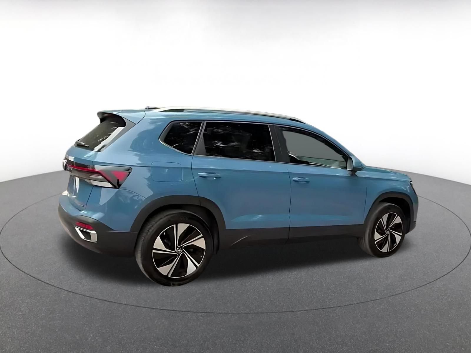 Thumbnail: 2026 Volkswagen Taos - 12