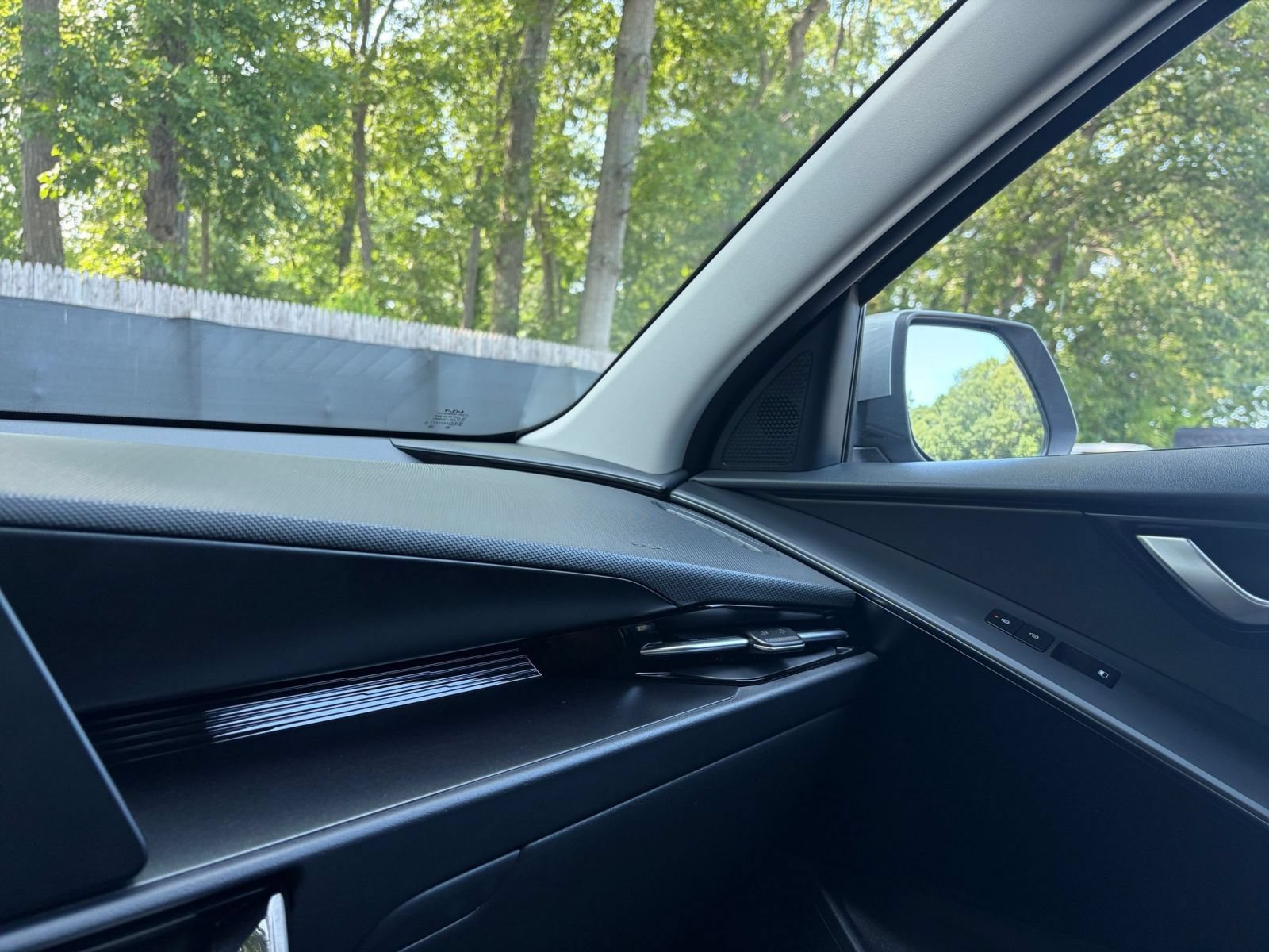 Thumbnail: 2026 Kia Niro - 33