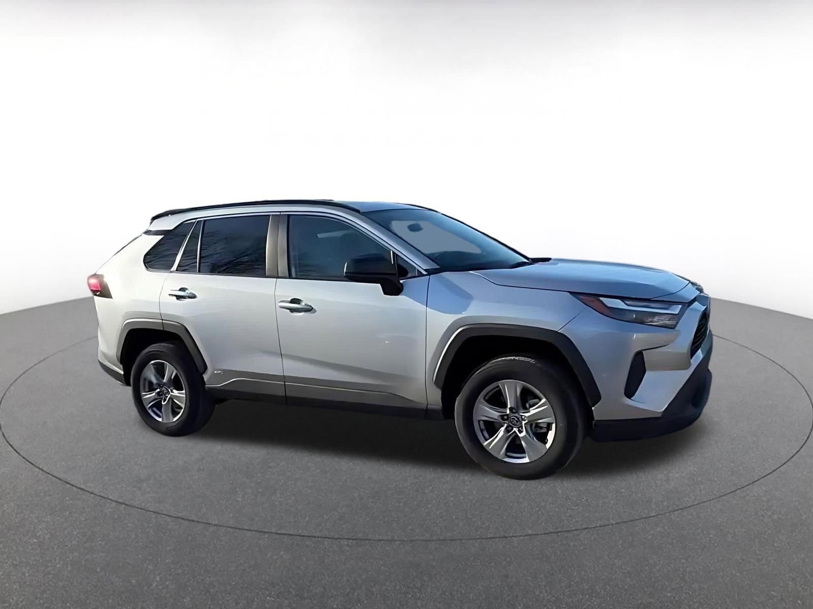 Thumbnail: 2025 Toyota RAV4 - 2