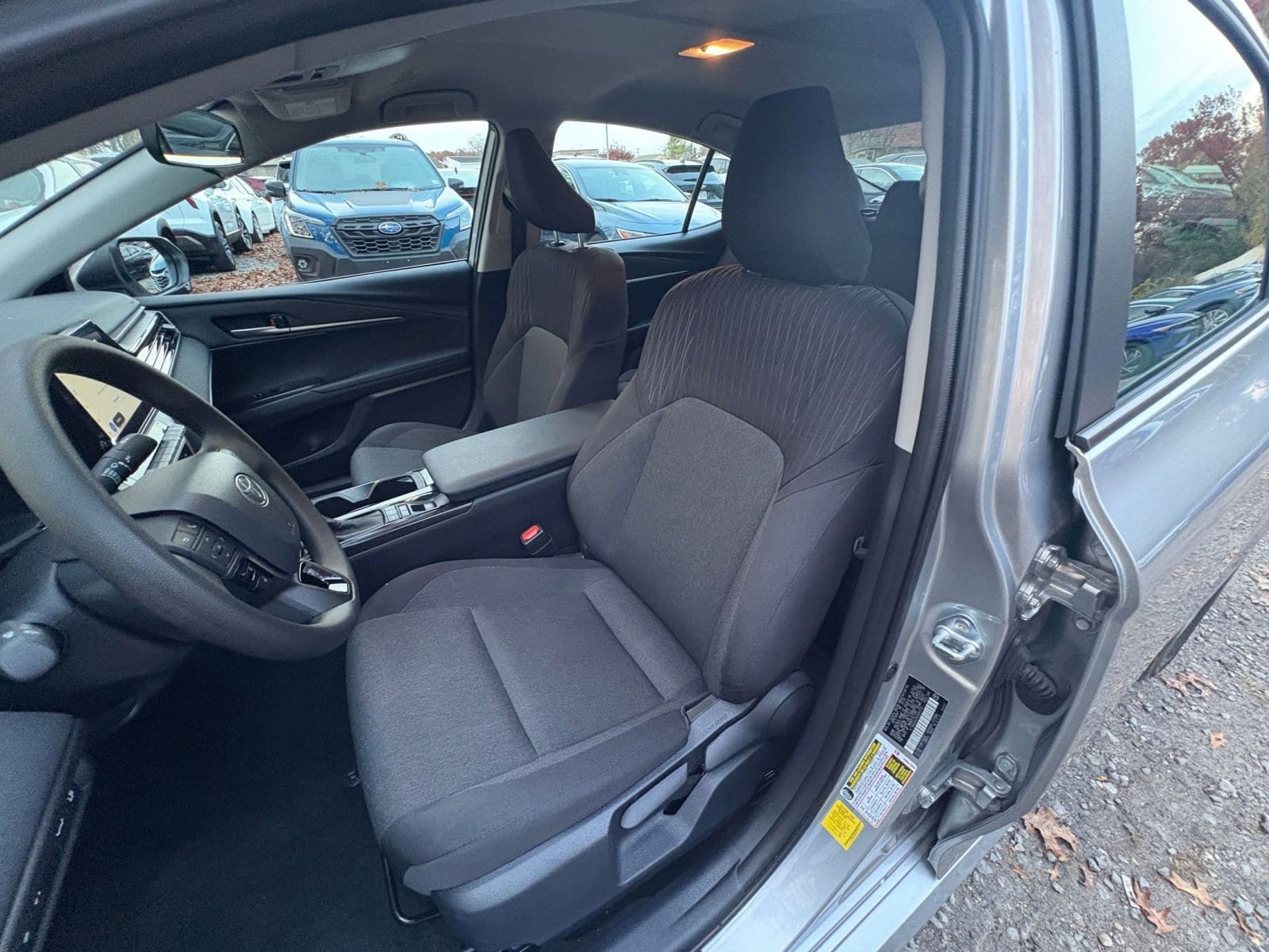 Thumbnail: 2025 Toyota Camry - 32