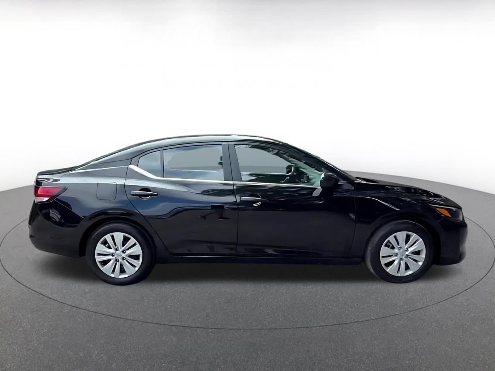 Thumbnail: 2025 Nissan Sentra - 15