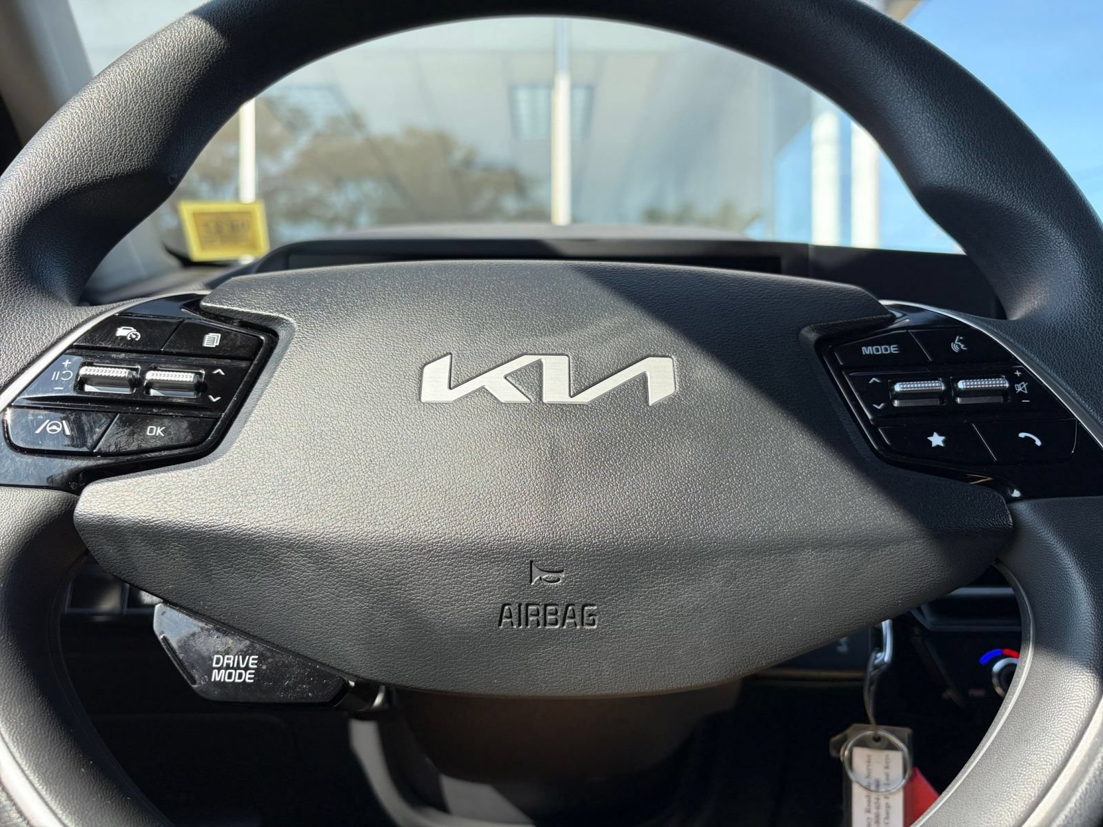Thumbnail: 2026 Kia Niro - 21