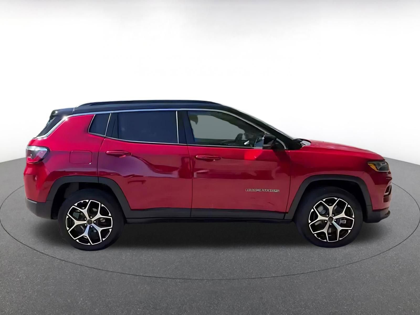 Thumbnail: 2025 Jeep Compass - 15