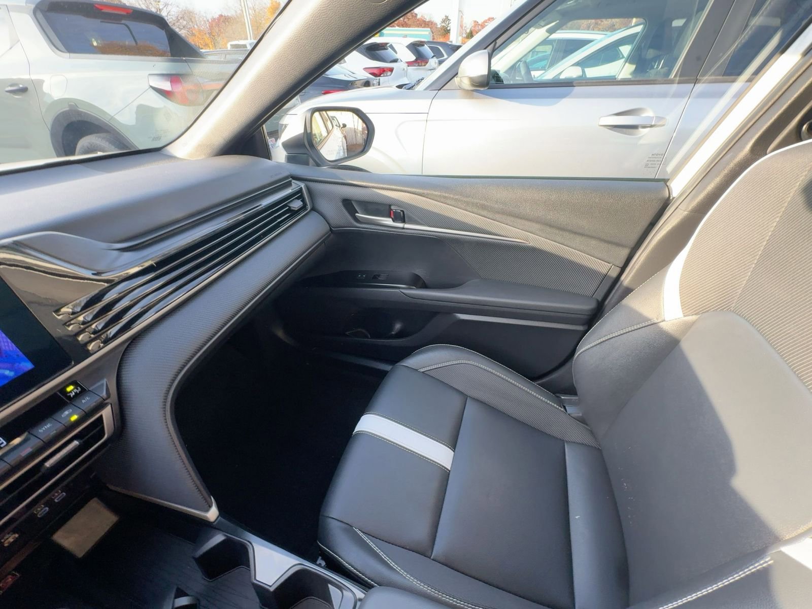 Thumbnail: 2025 Toyota Camry - 5