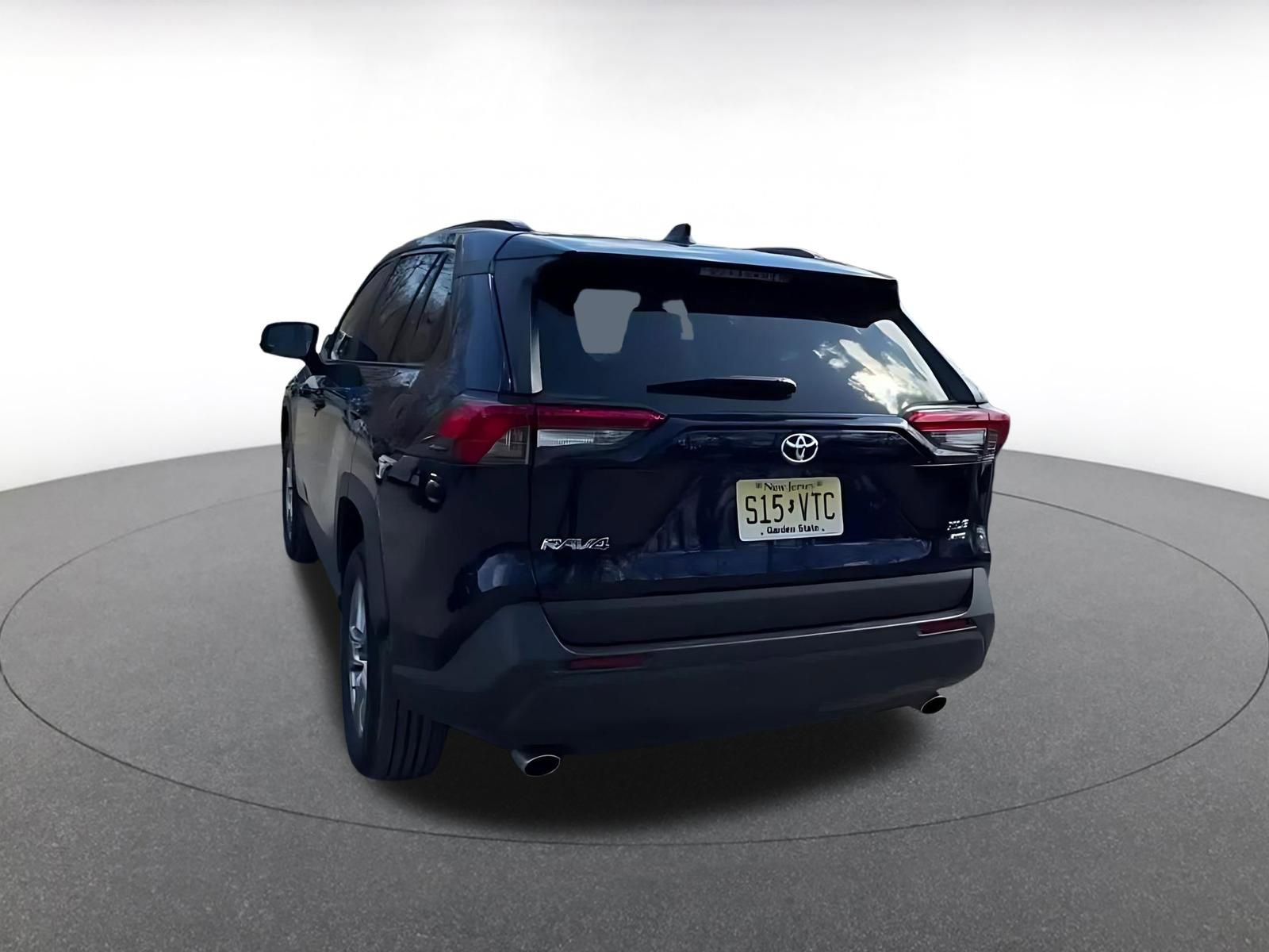 Thumbnail: 2025 Toyota RAV4 - 11