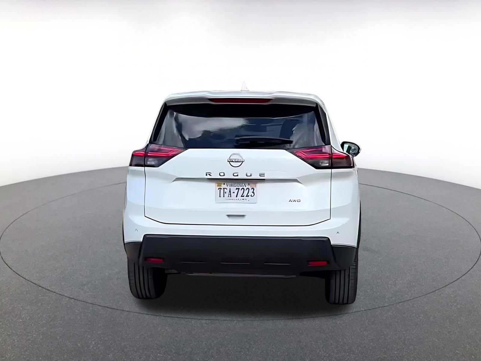 Thumbnail: 2025 Nissan Rogue - 15