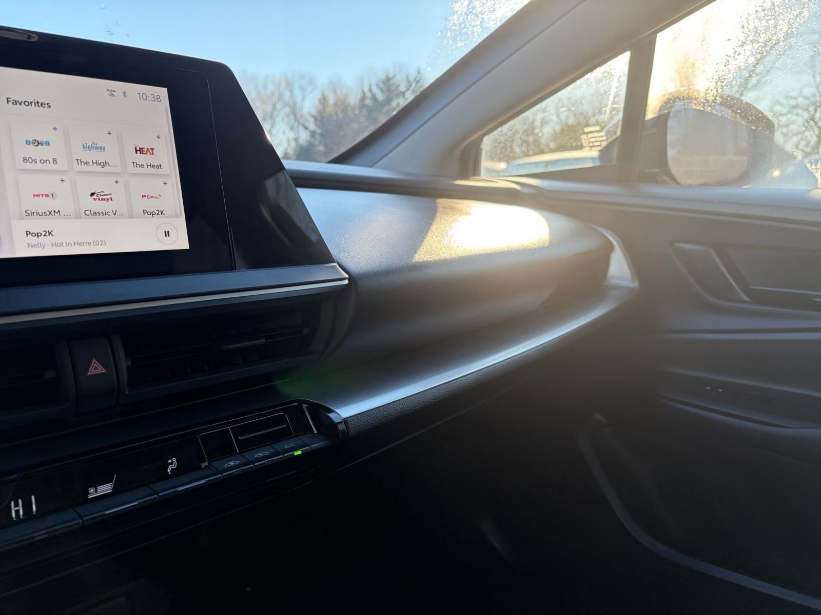 Thumbnail: 2025 Toyota Prius - 33