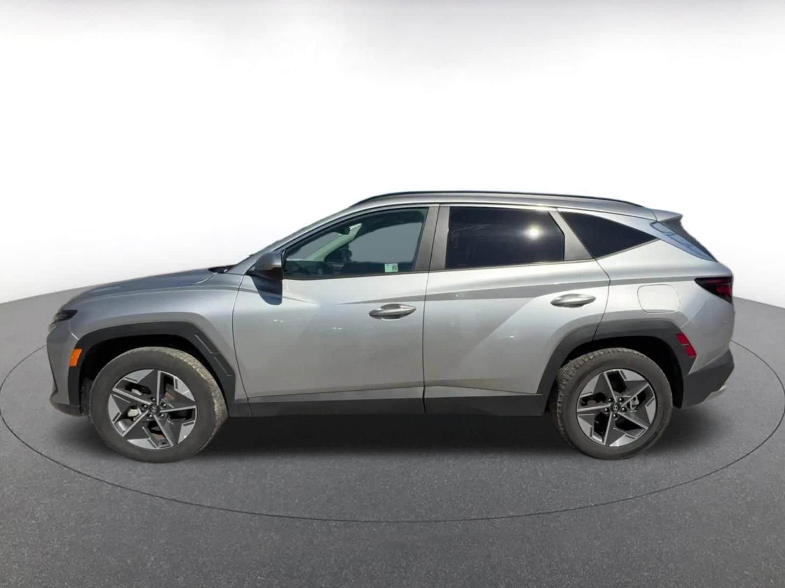 Thumbnail: 2025 Hyundai Tucson - 9