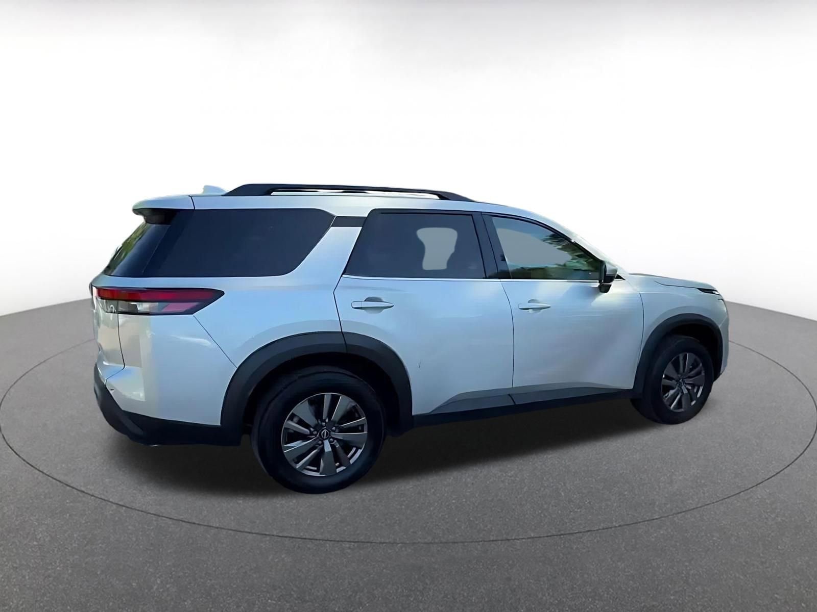 Thumbnail: 2025 Nissan Pathfinder - 15
