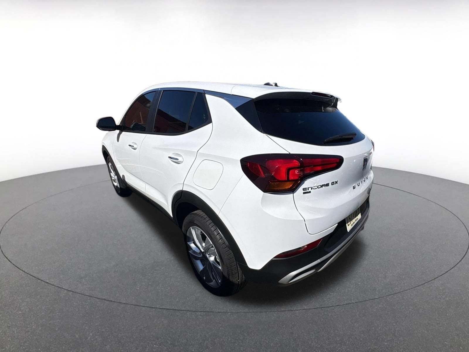Thumbnail: 2025 Buick Encore GX - 3