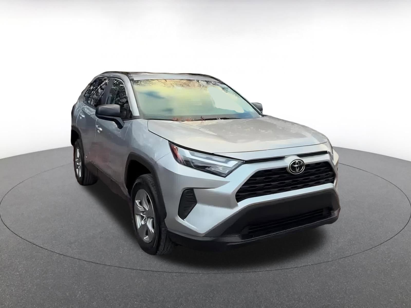 Thumbnail: 2025 Toyota RAV4 - 3
