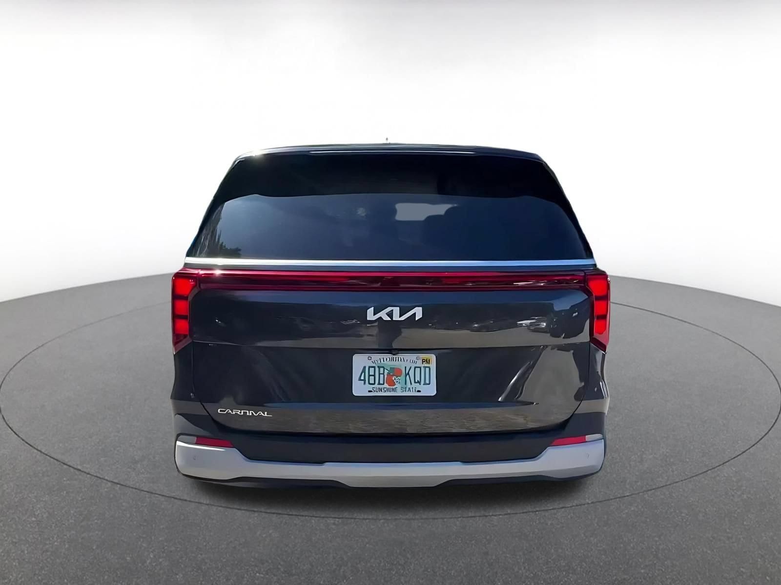 Thumbnail: 2026 Kia Carnival - 12