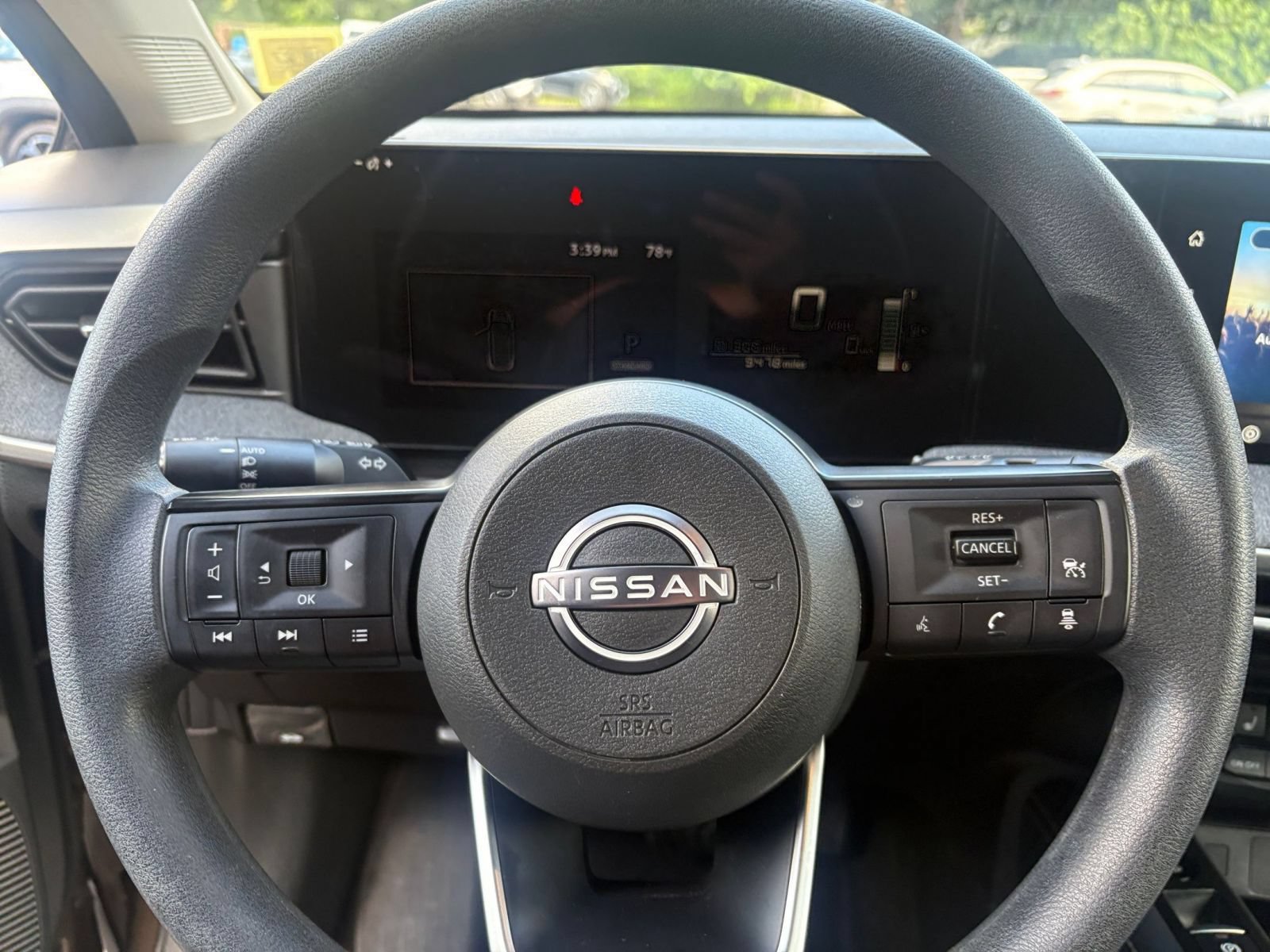 Thumbnail: 2026 Nissan Kicks - 24