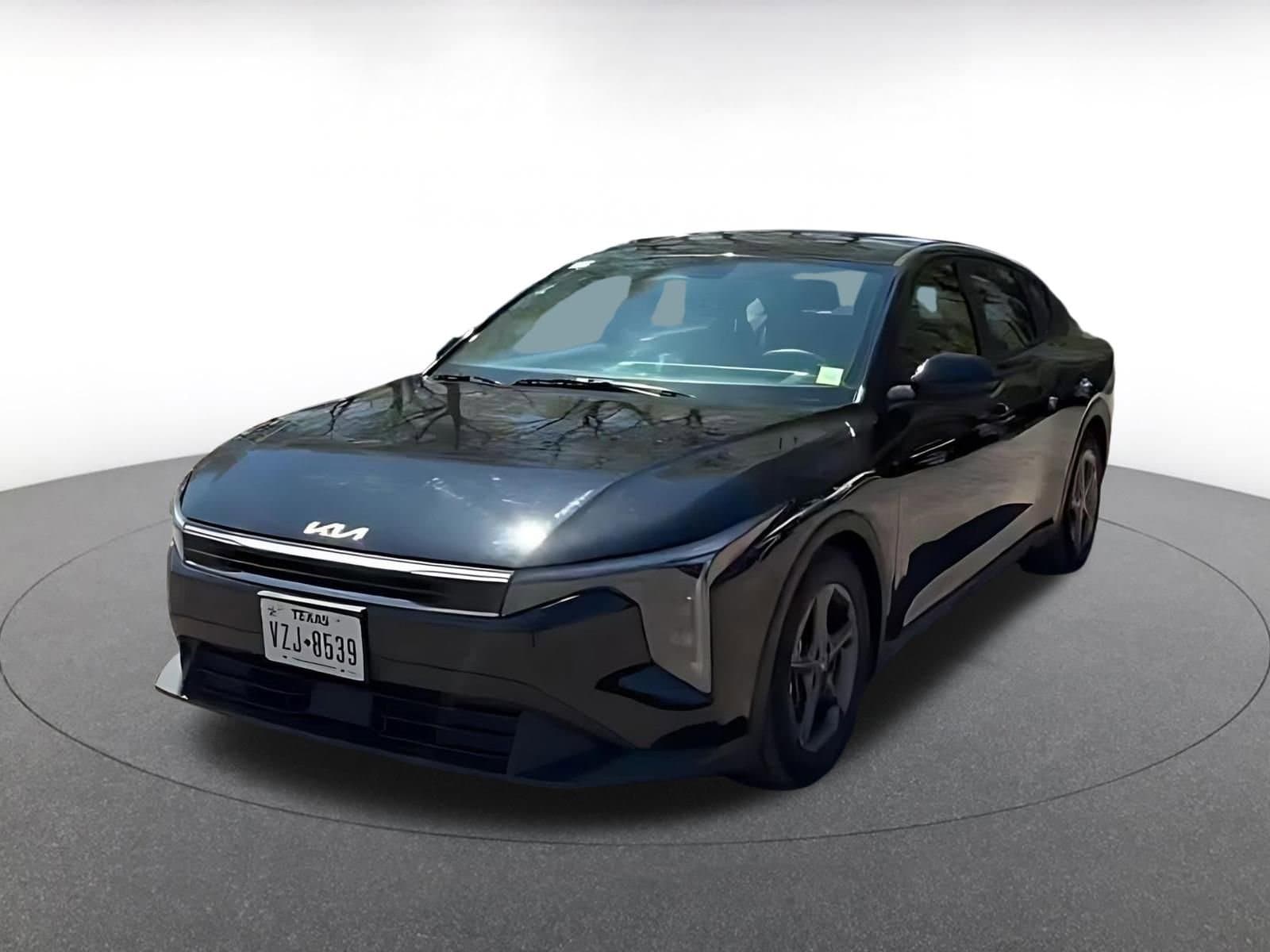 Thumbnail: 2025 Kia K4 - 4