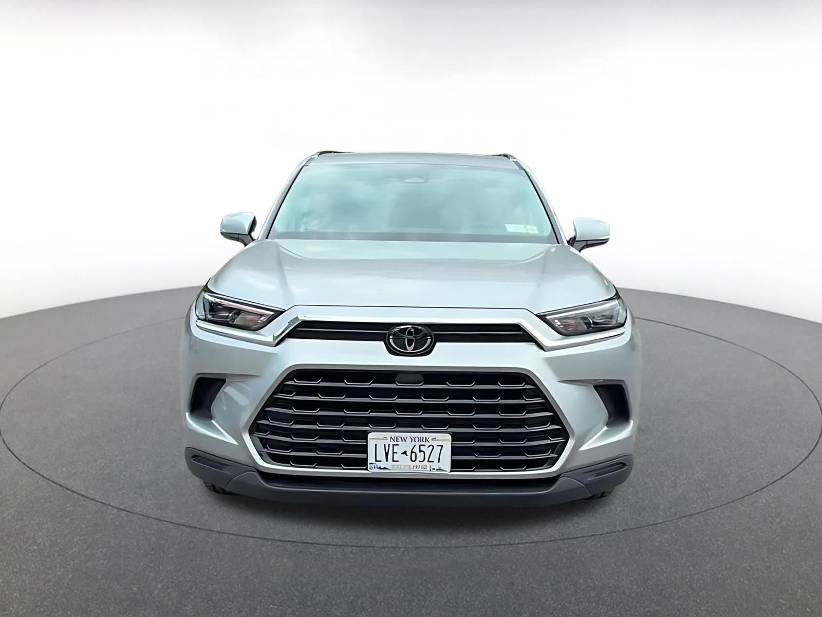 Thumbnail: 2025 Toyota Grand Highlander - 4
