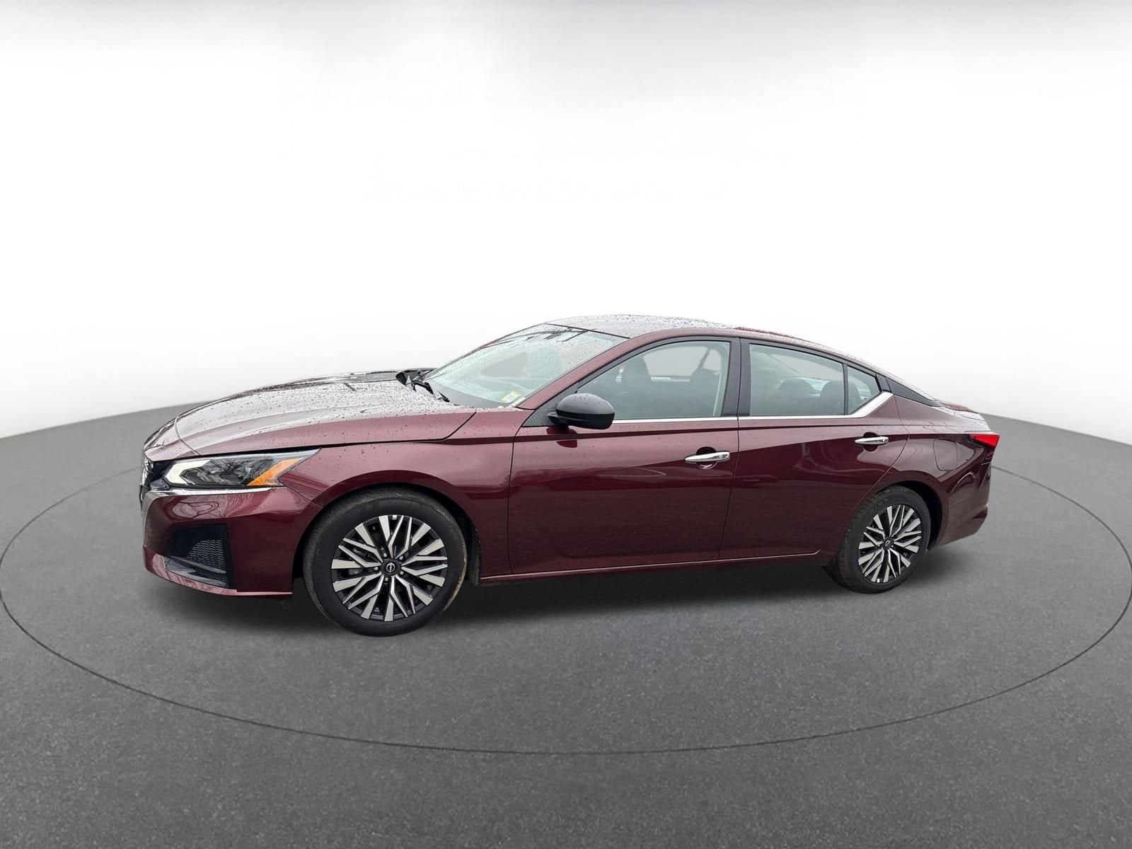 Thumbnail: 2025 Nissan Altima - 8