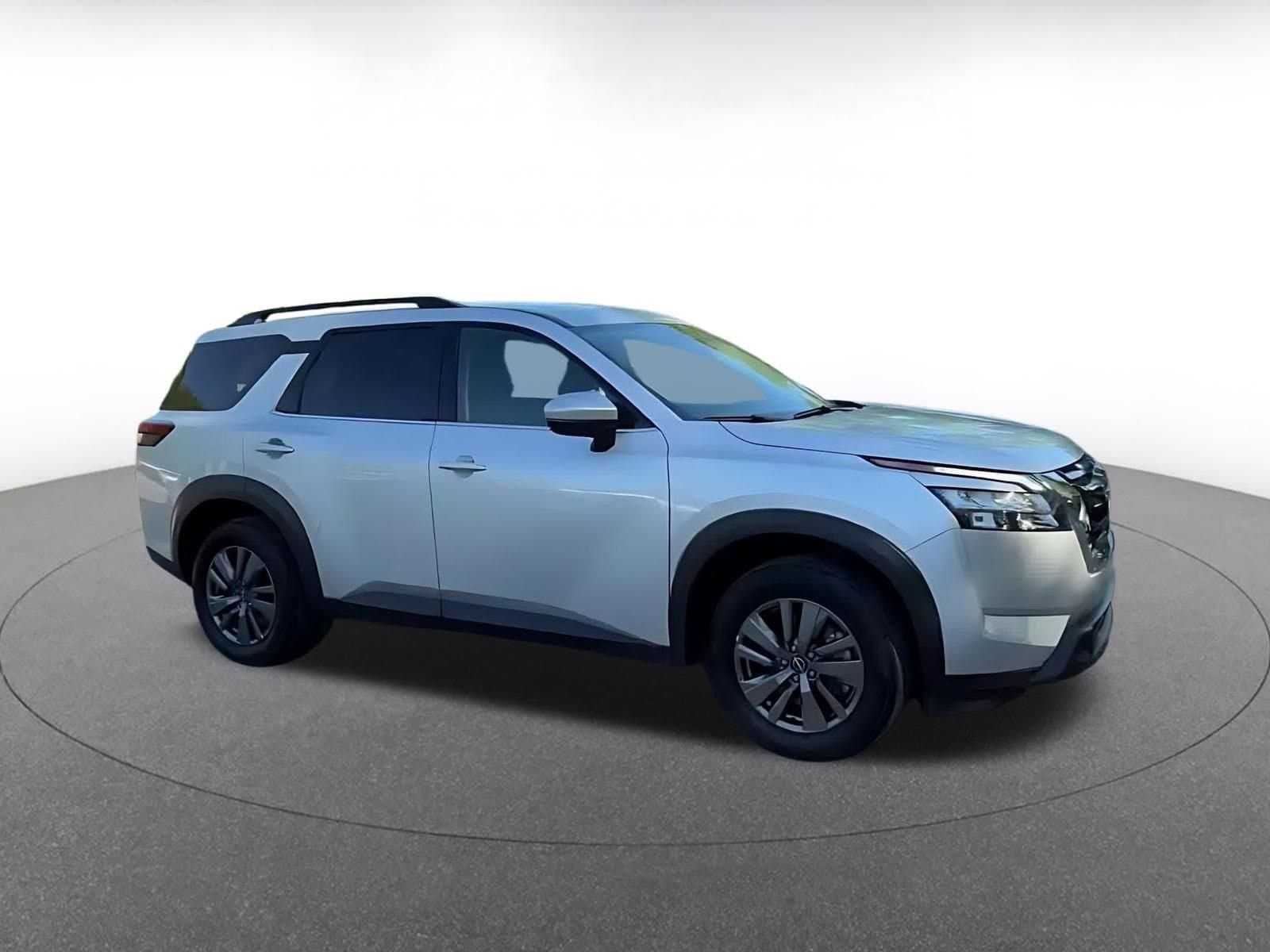 Thumbnail: 2025 Nissan Pathfinder - 2