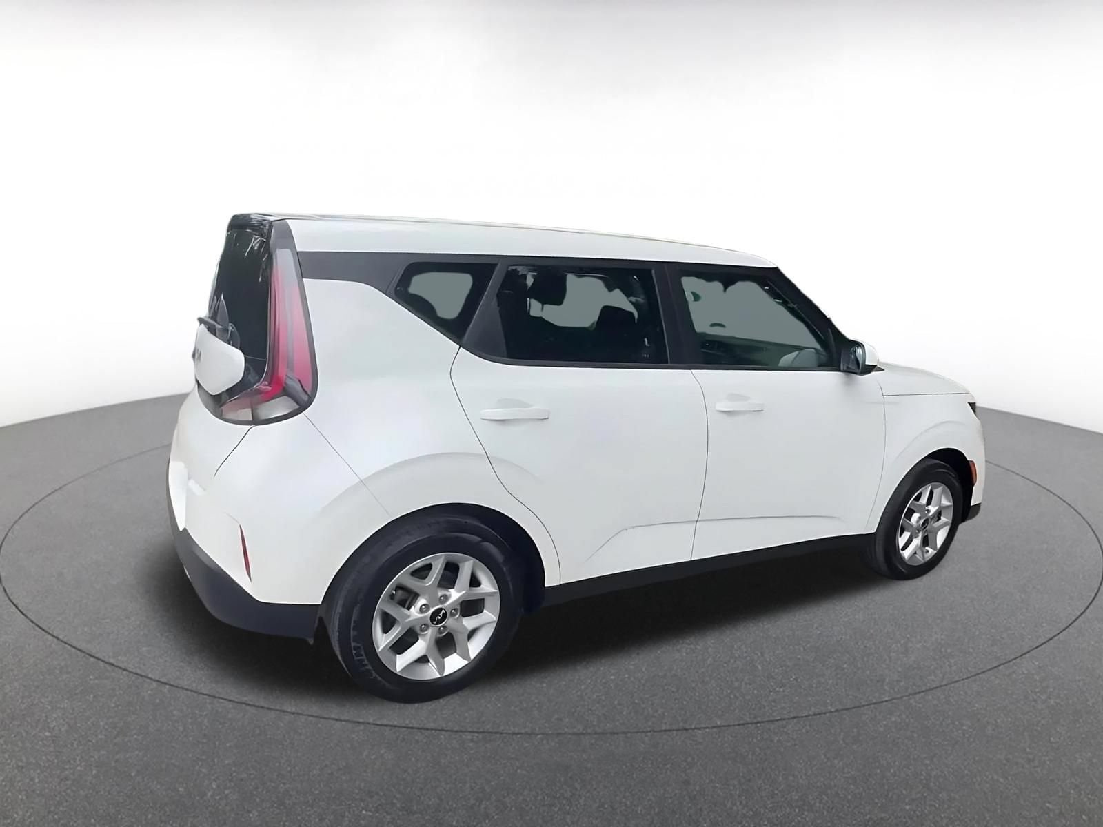 Thumbnail: 2025 Kia Soul - 15