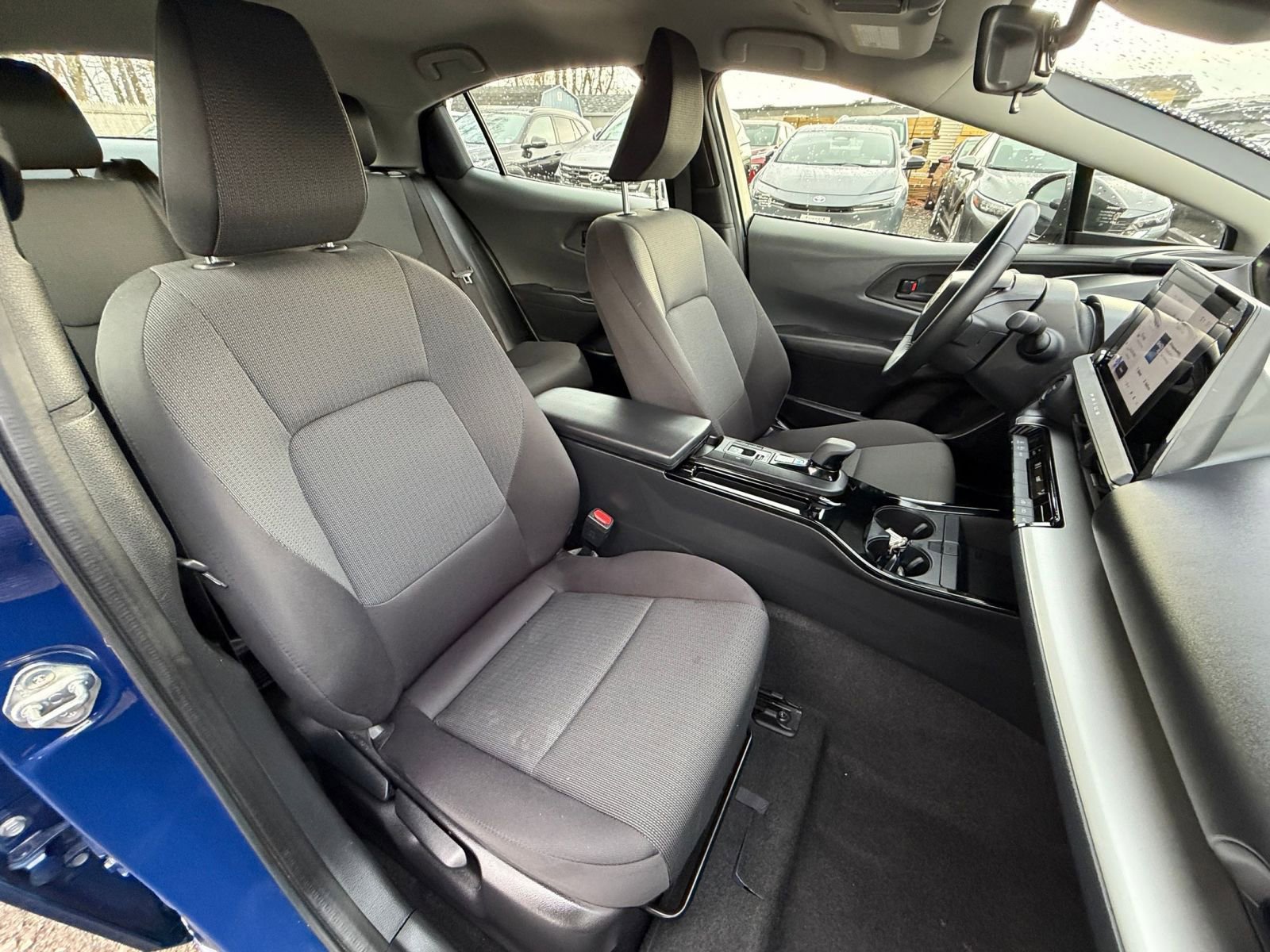 Thumbnail: 2025 Toyota Prius - 34