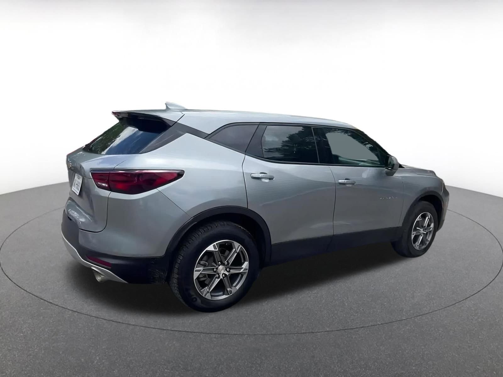 Thumbnail: 2023 Chevrolet Blazer - 15