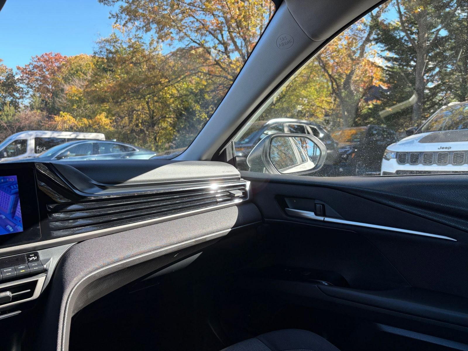 Thumbnail: 2025 Toyota Camry - 34