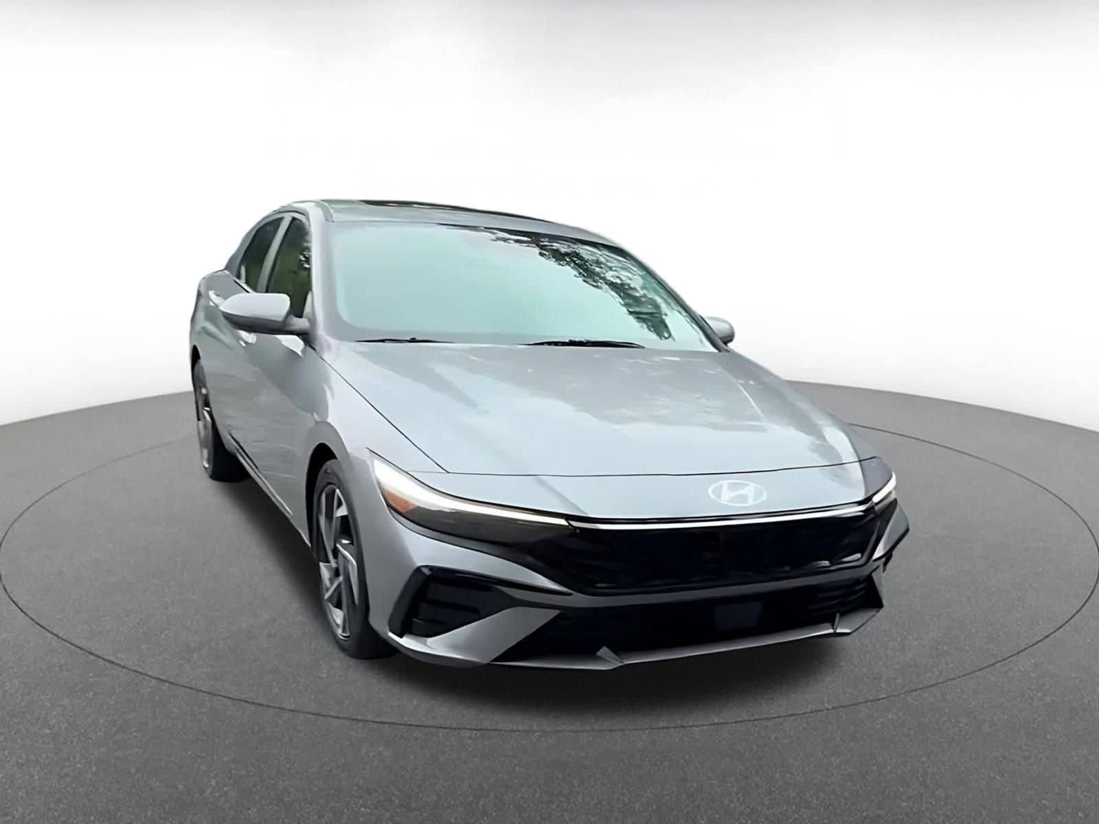 Thumbnail: 2025 Hyundai Elantra - 3