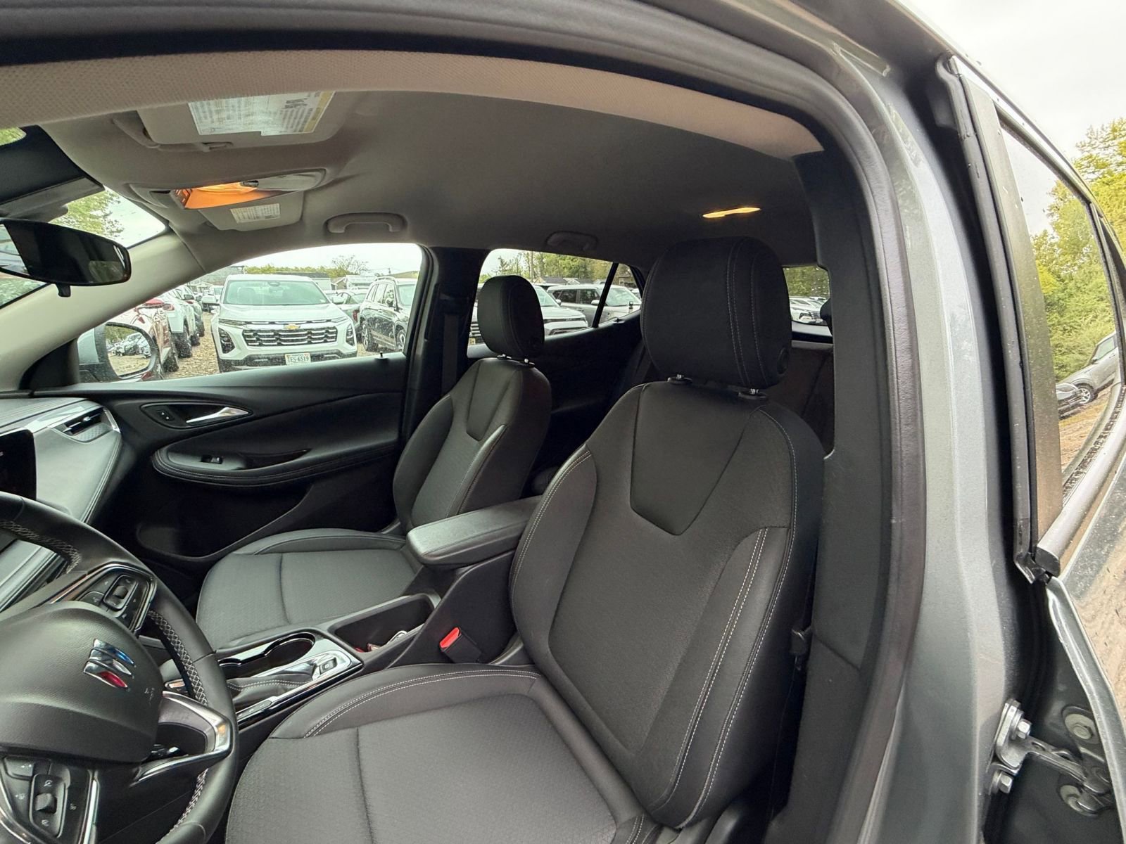 Thumbnail: 2025 Buick Encore GX - 34