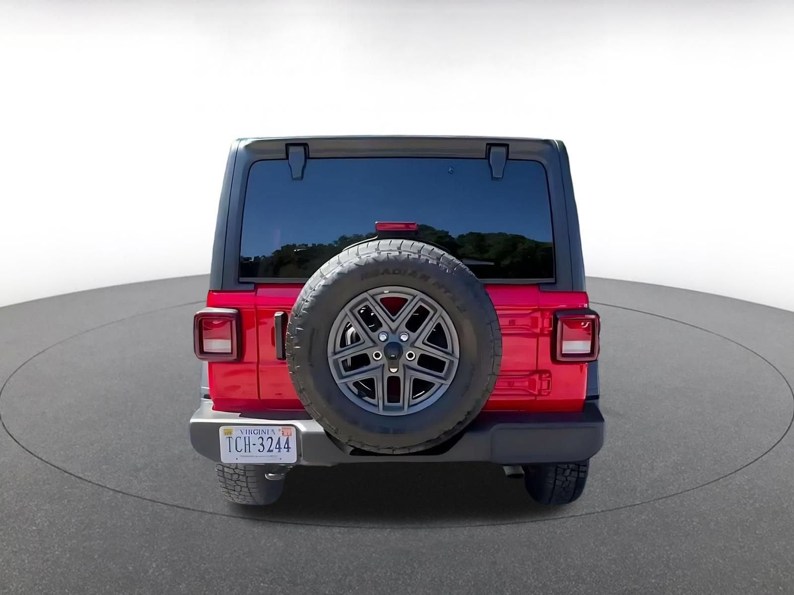 Thumbnail: 2025 Jeep Wrangler - 8