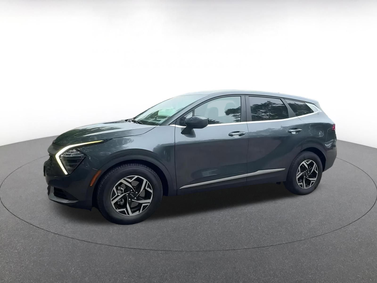 Thumbnail: 2024 Kia Sportage - 7