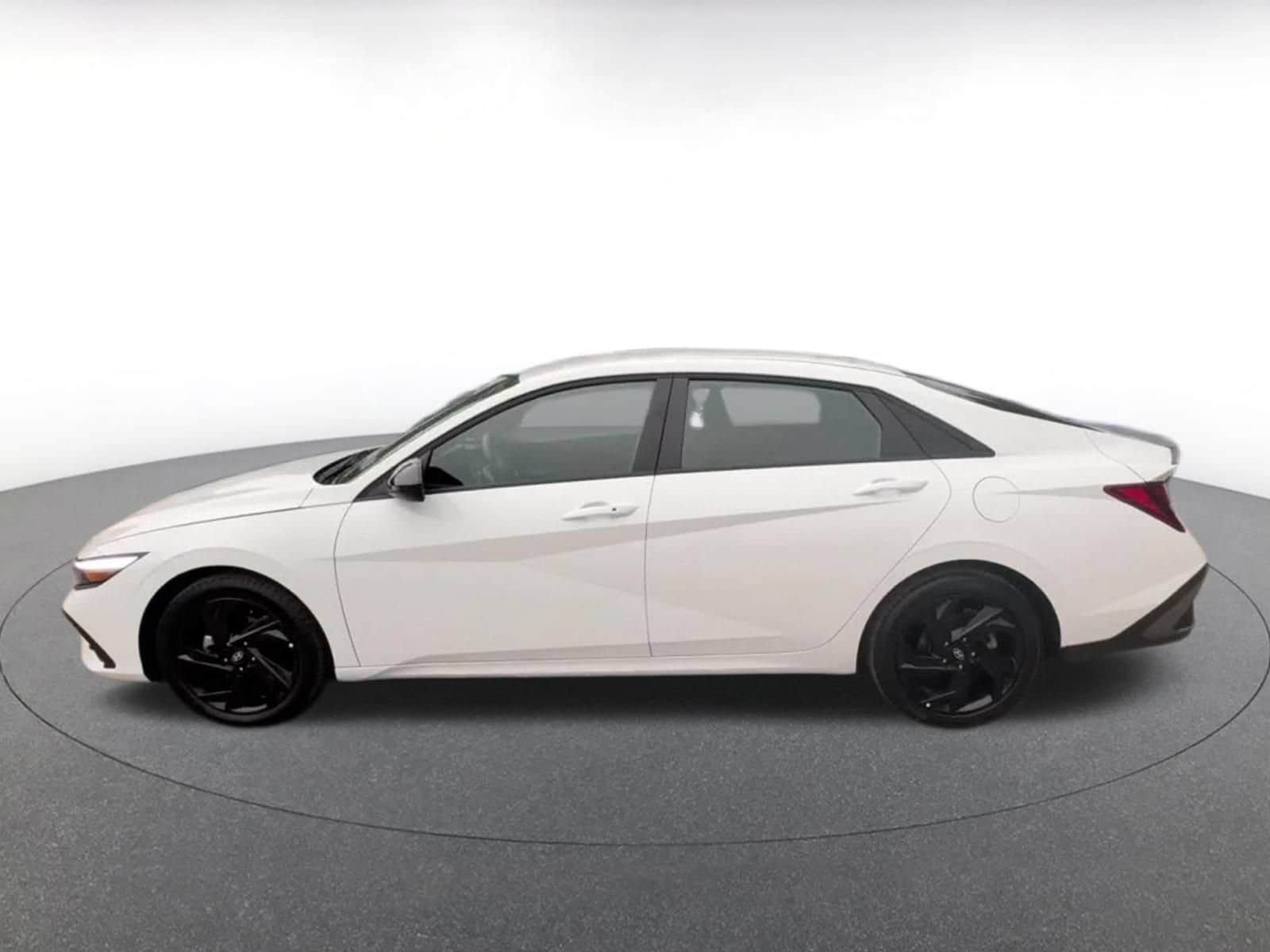 Thumbnail: 2026 Hyundai Elantra - 8