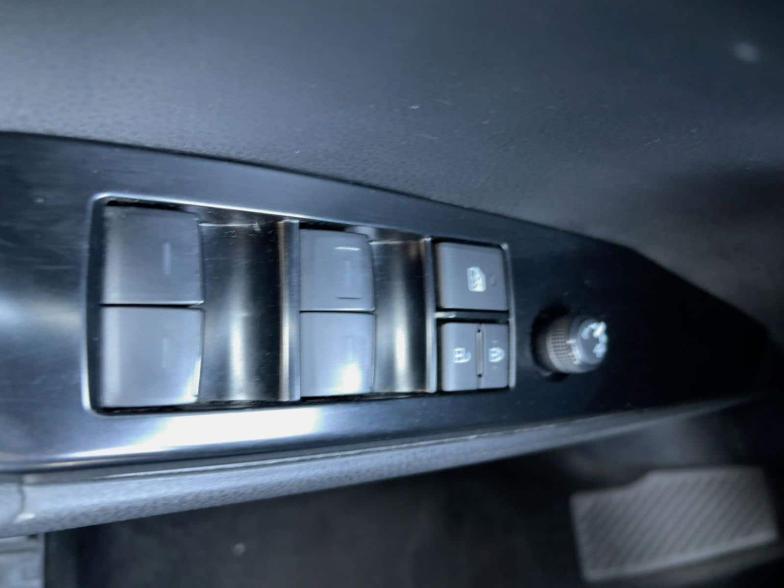 Thumbnail: 2025 Toyota Camry - 28