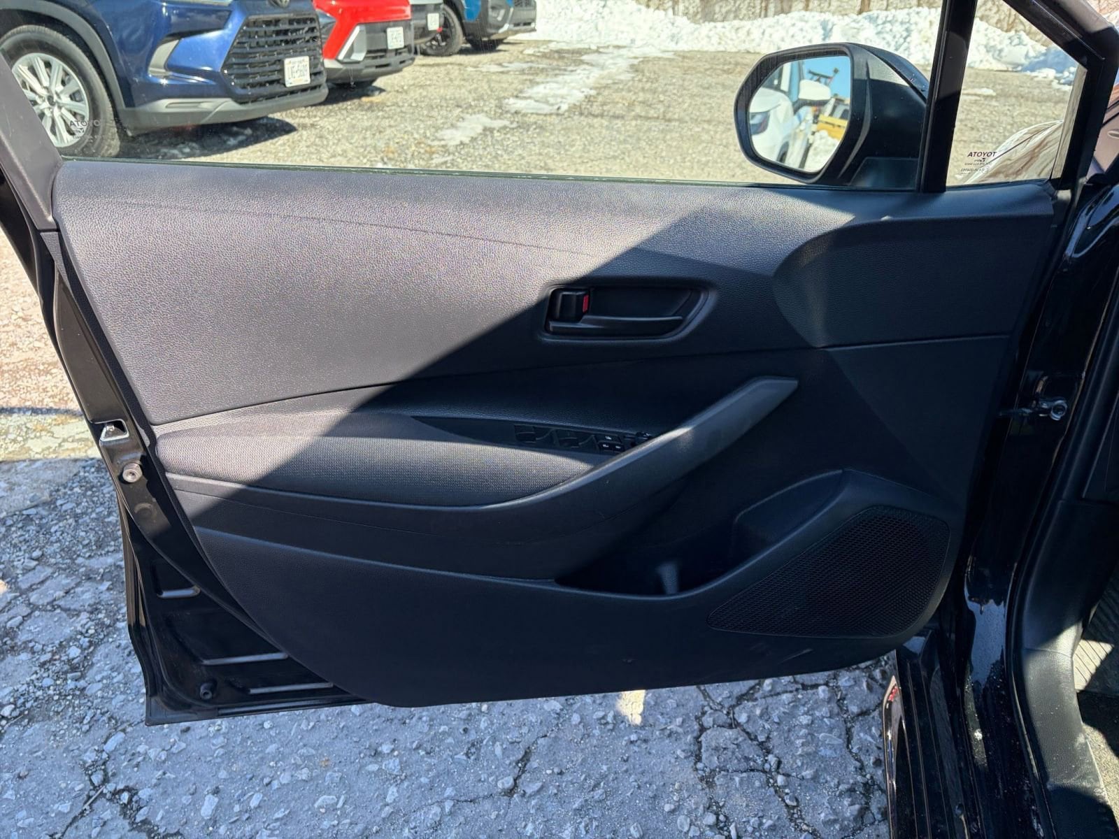 Thumbnail: 2025 Toyota Corolla - 18