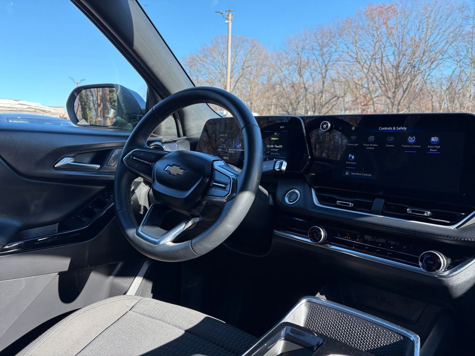 Thumbnail: 2025 Chevrolet Equinox - 33