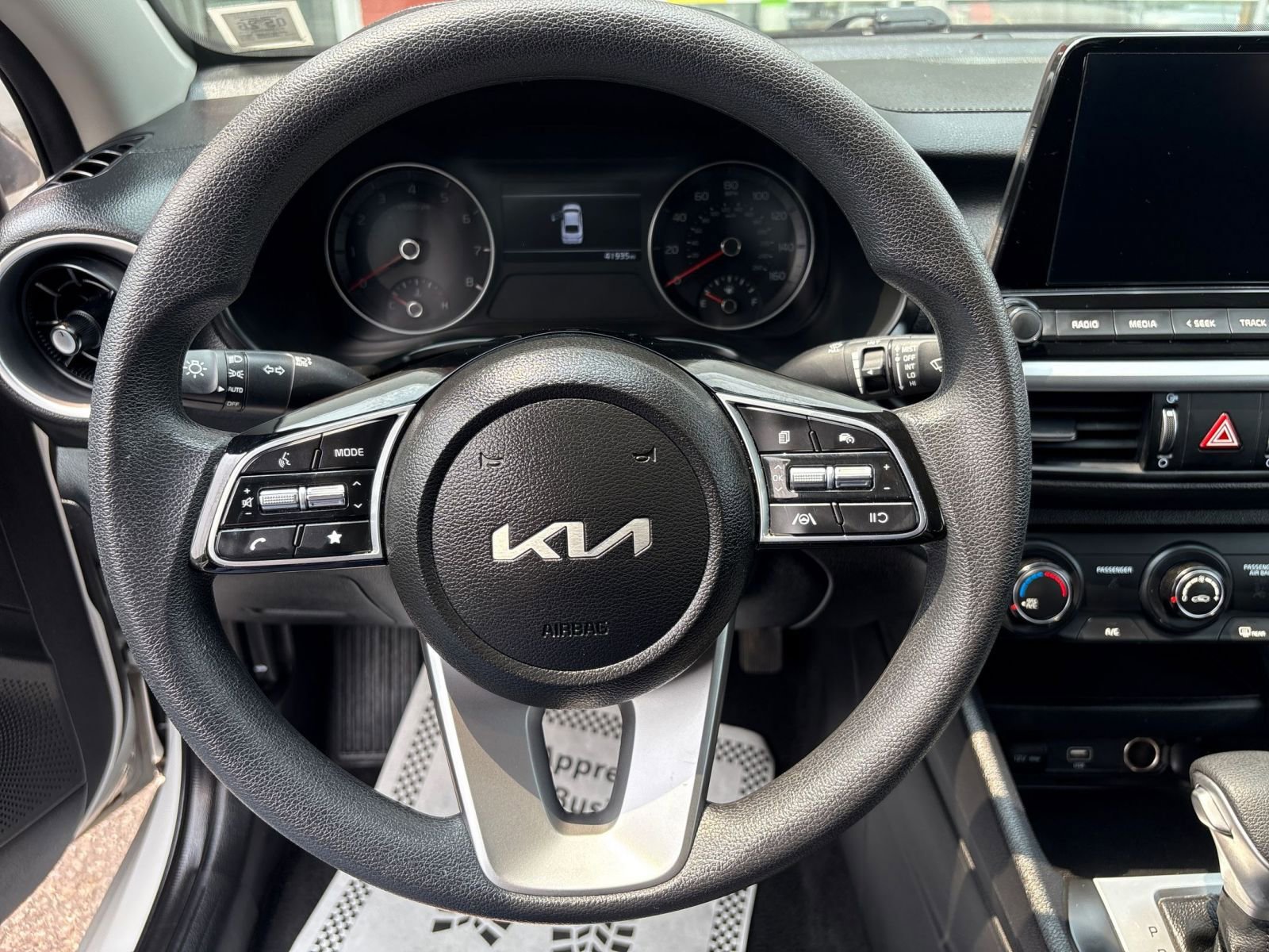 2023 Kia Forte LXS 30