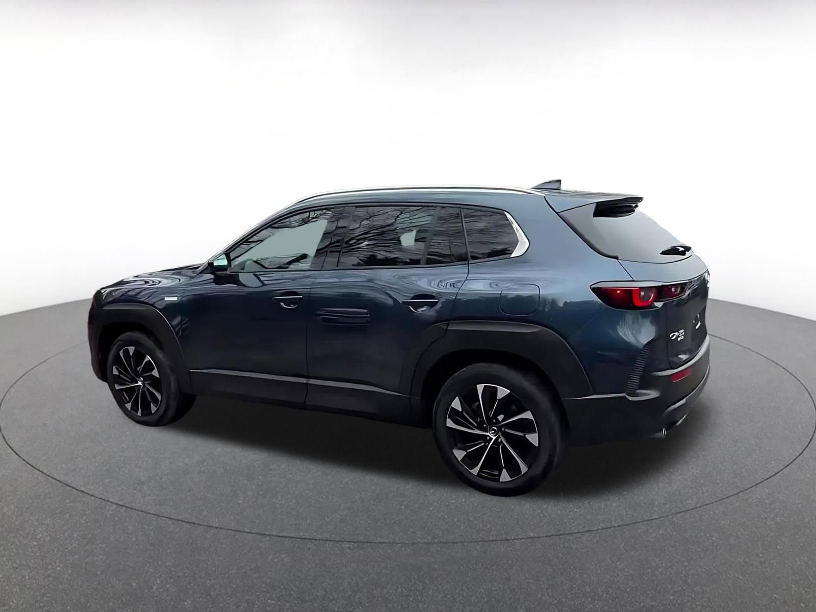 Thumbnail: 2025 Mazda CX-50 - 10