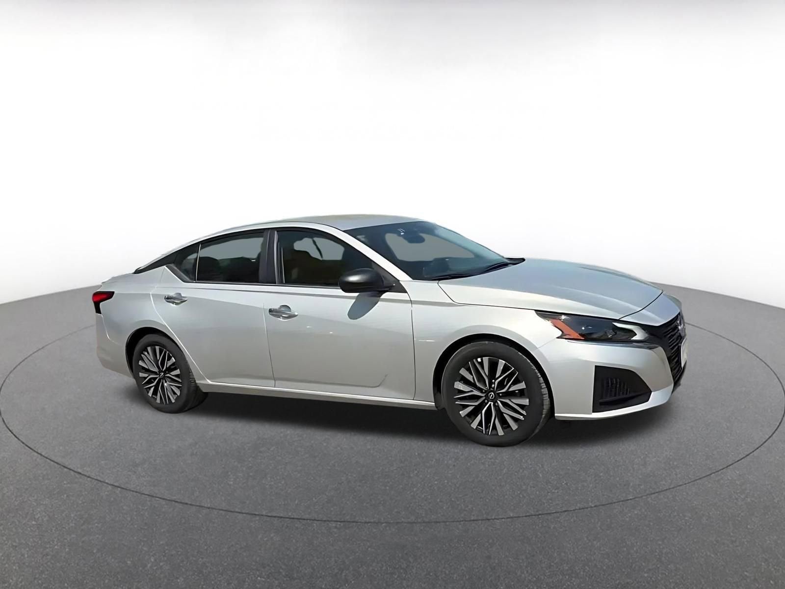 Thumbnail: 2025 Nissan Altima - 2