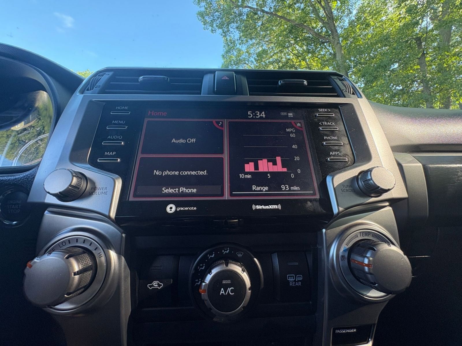 Thumbnail: 2024 Toyota 4Runner - 18