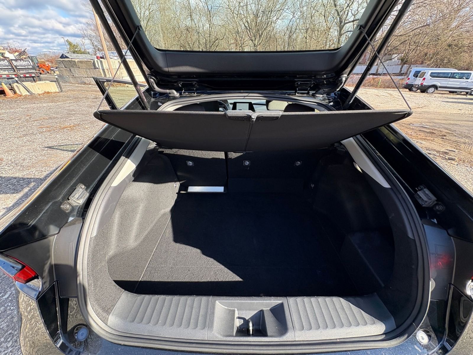 Thumbnail: 2025 Toyota Prius - 27