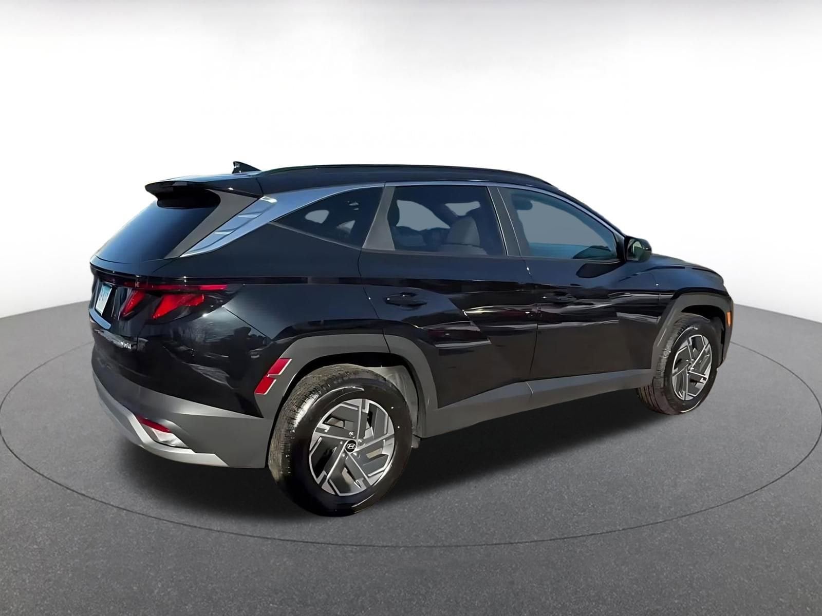 Thumbnail: 2025 Hyundai Tucson - 15