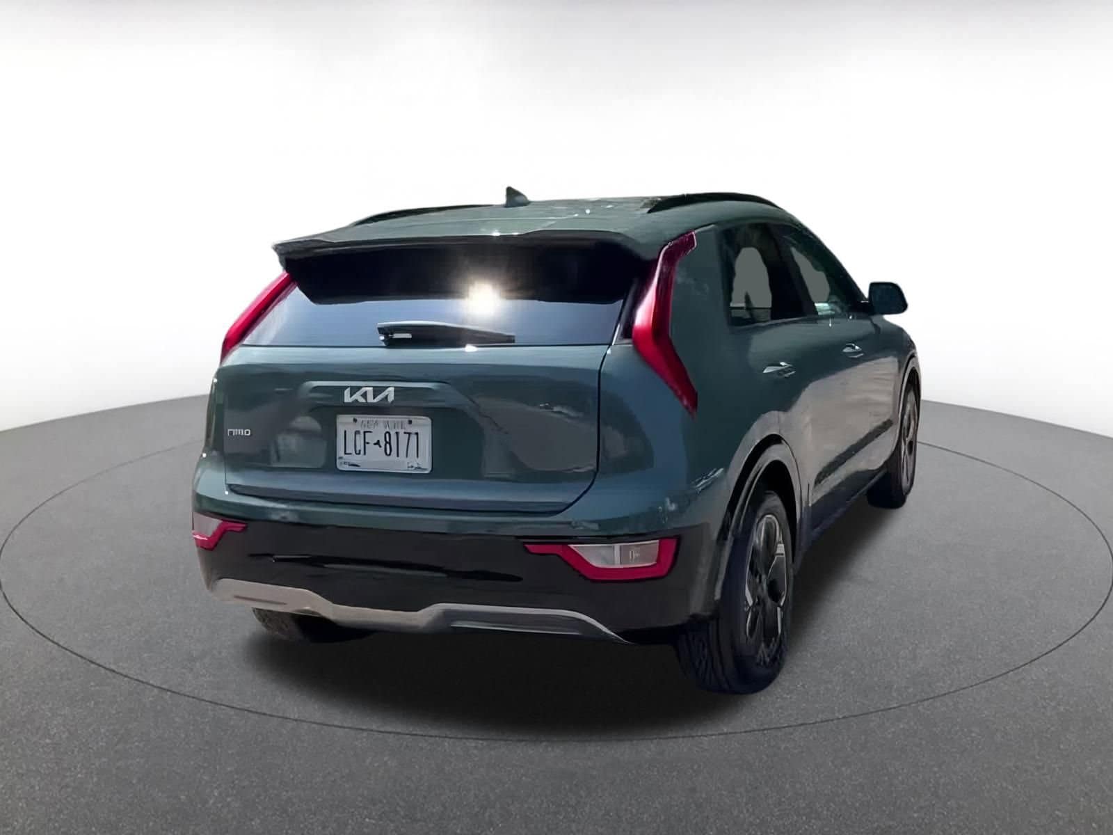 Thumbnail: 2023 Kia Niro - 15