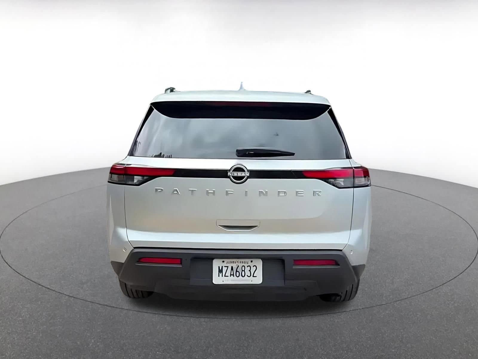 Thumbnail: 2025 Nissan Pathfinder - 12
