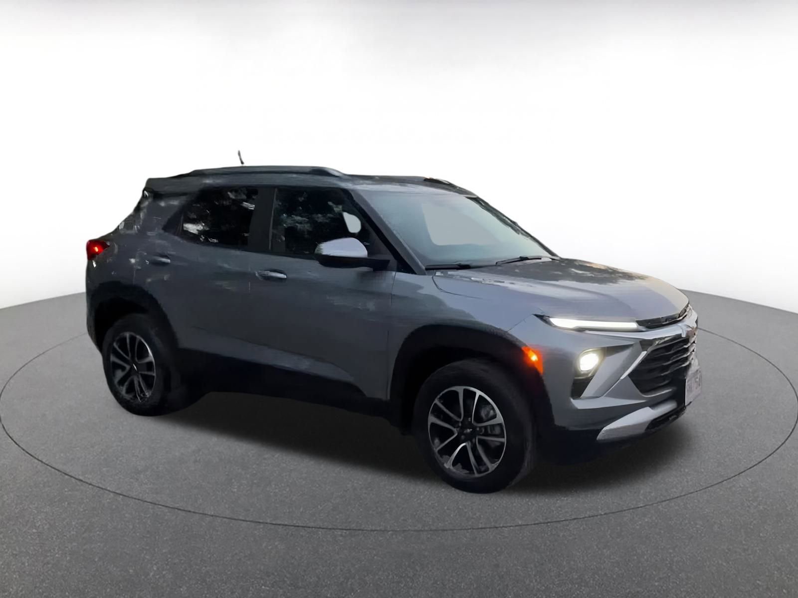 Thumbnail: 2024 Chevrolet TrailBlazer - 2