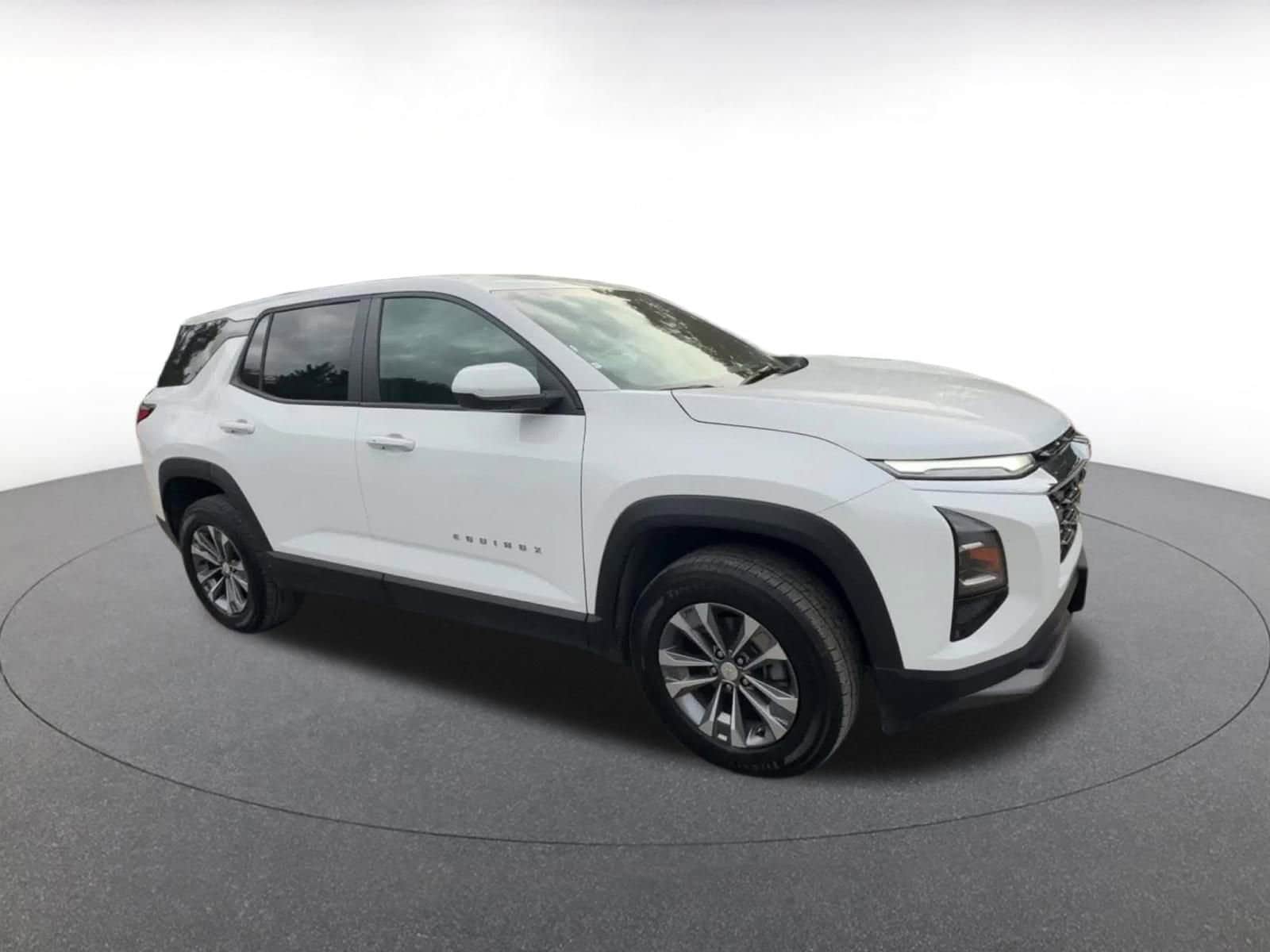 Thumbnail: 2025 Chevrolet Equinox - 2