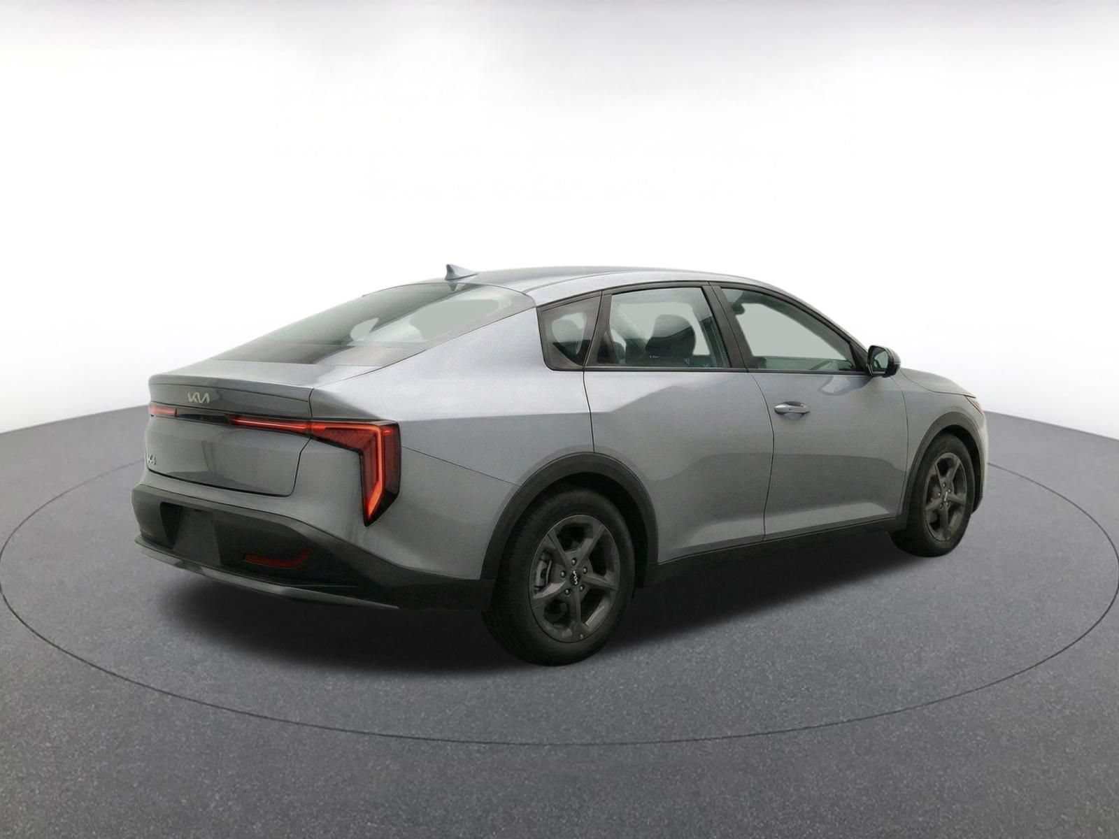Thumbnail: 2025 Kia K4 - 10