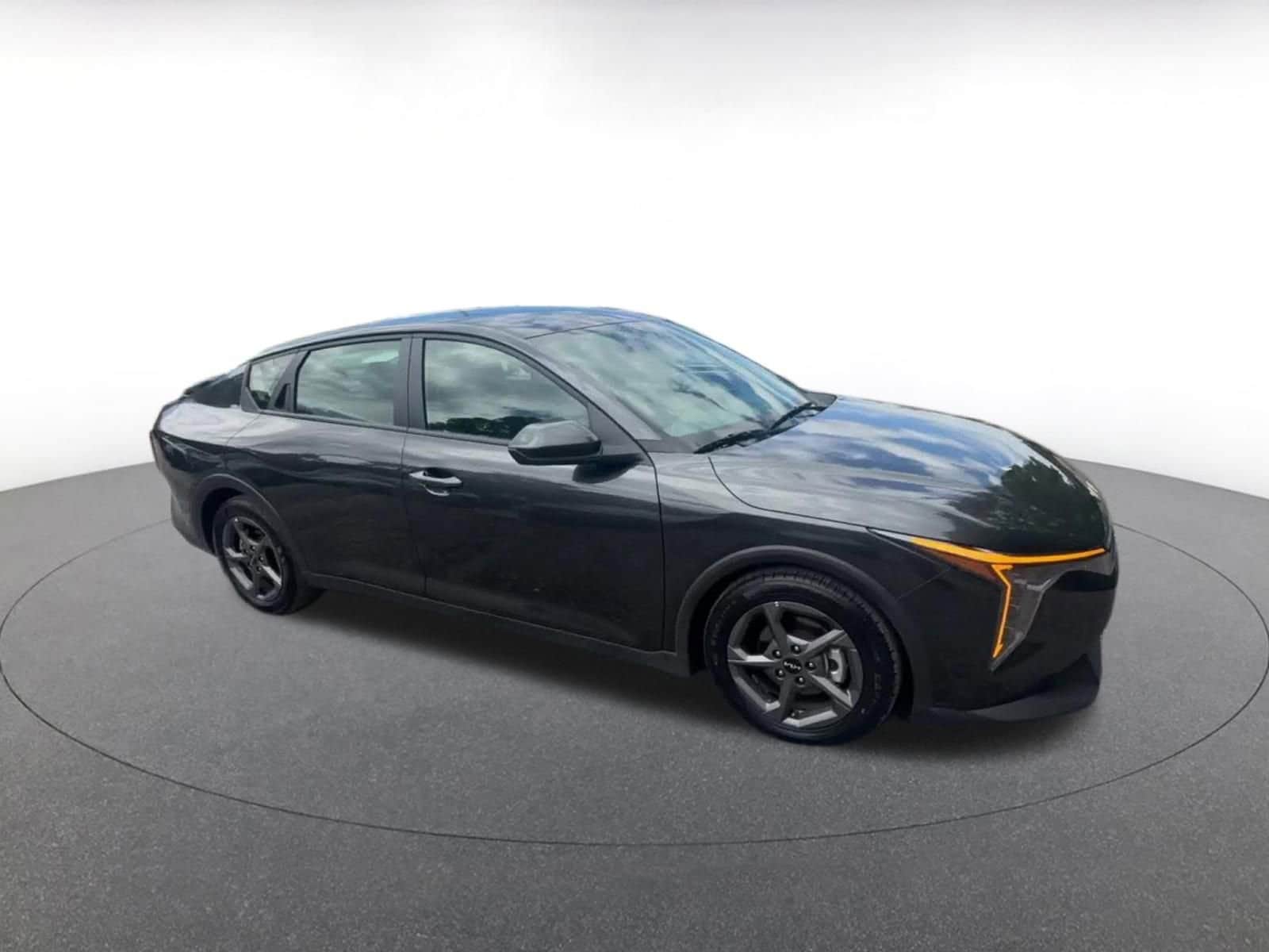 Thumbnail: 2025 Kia K4 - 2