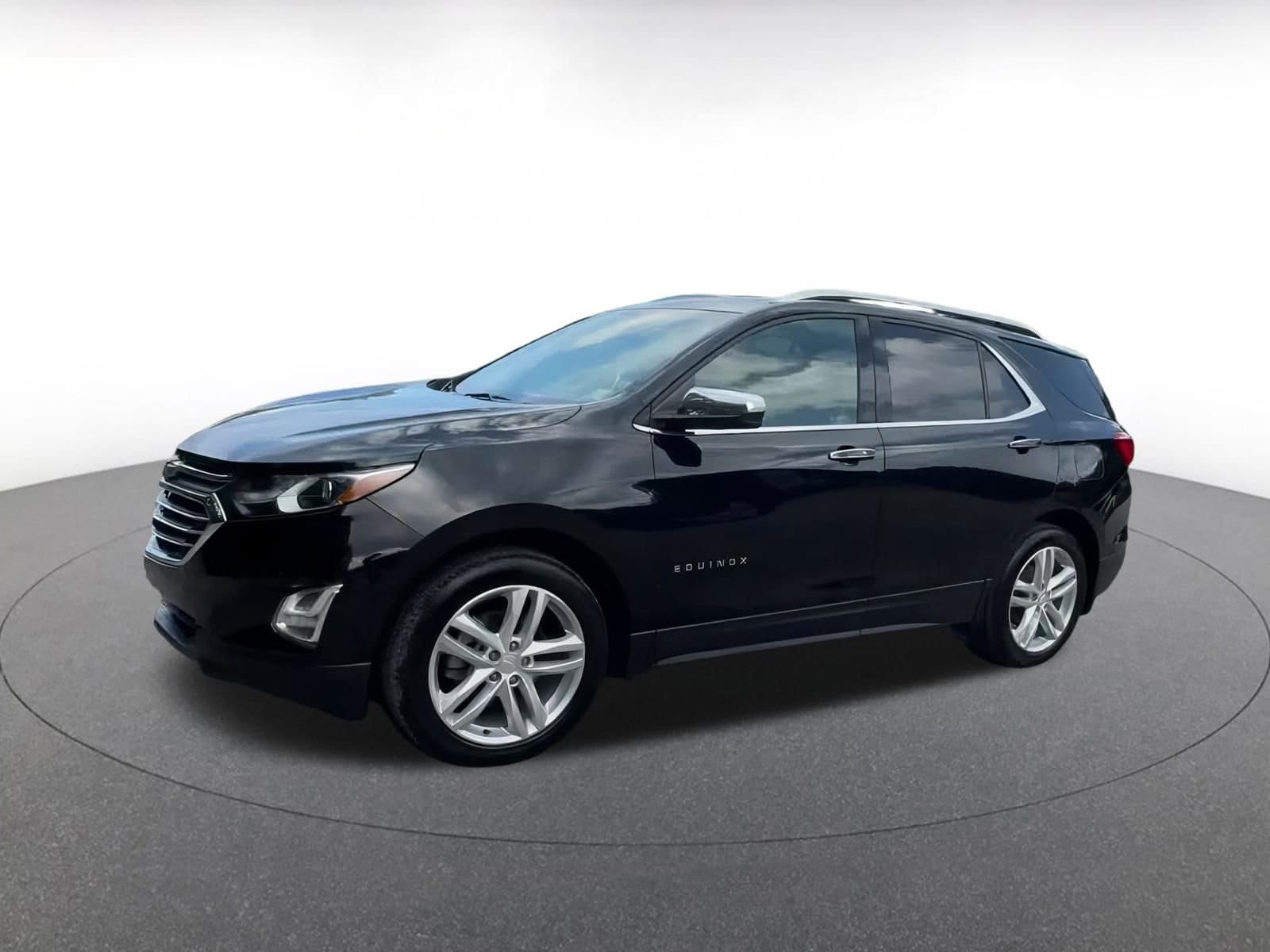 Thumbnail: 2020 Chevrolet Equinox - 8
