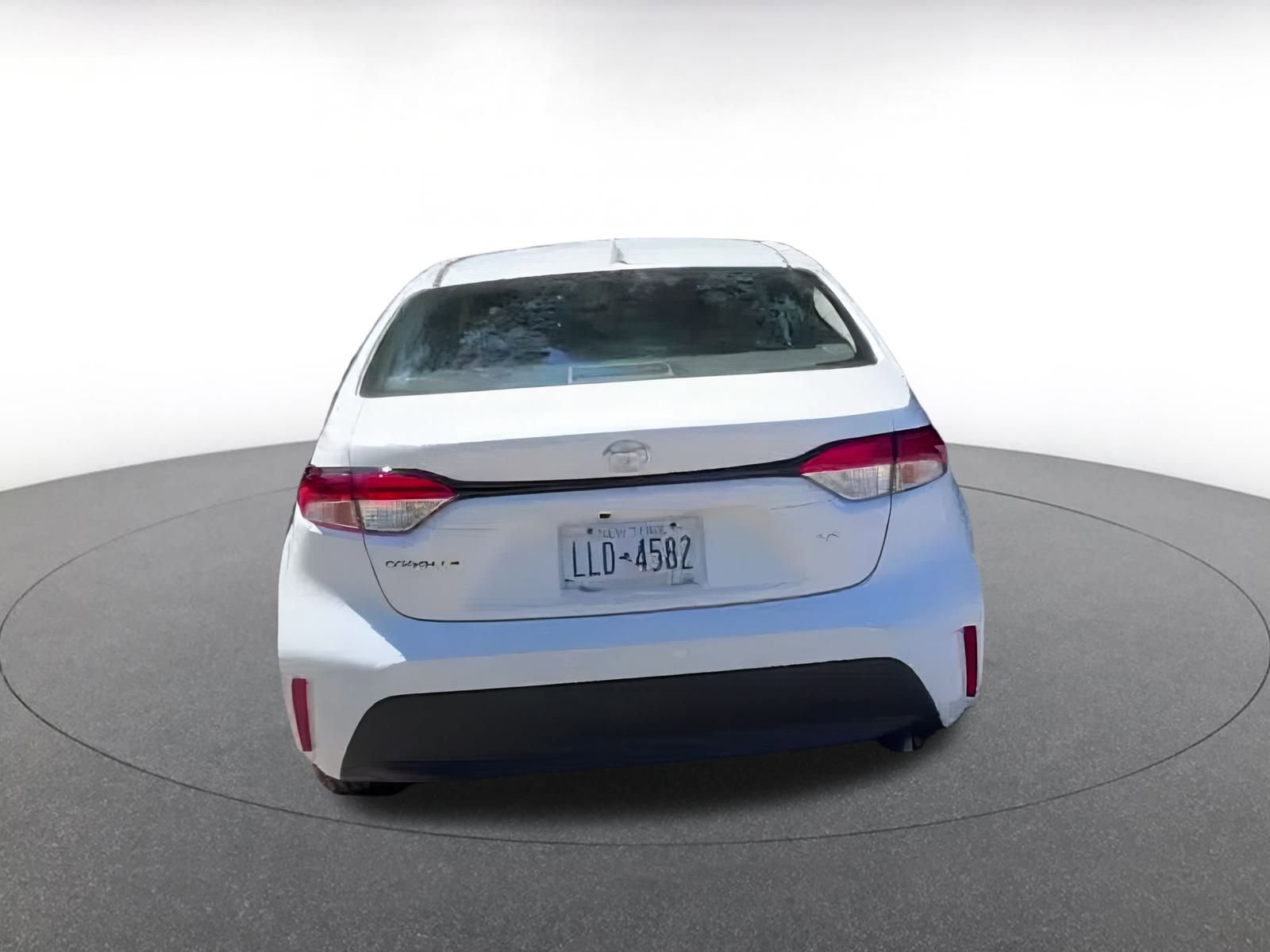 Thumbnail: 2024 Toyota Corolla - 11